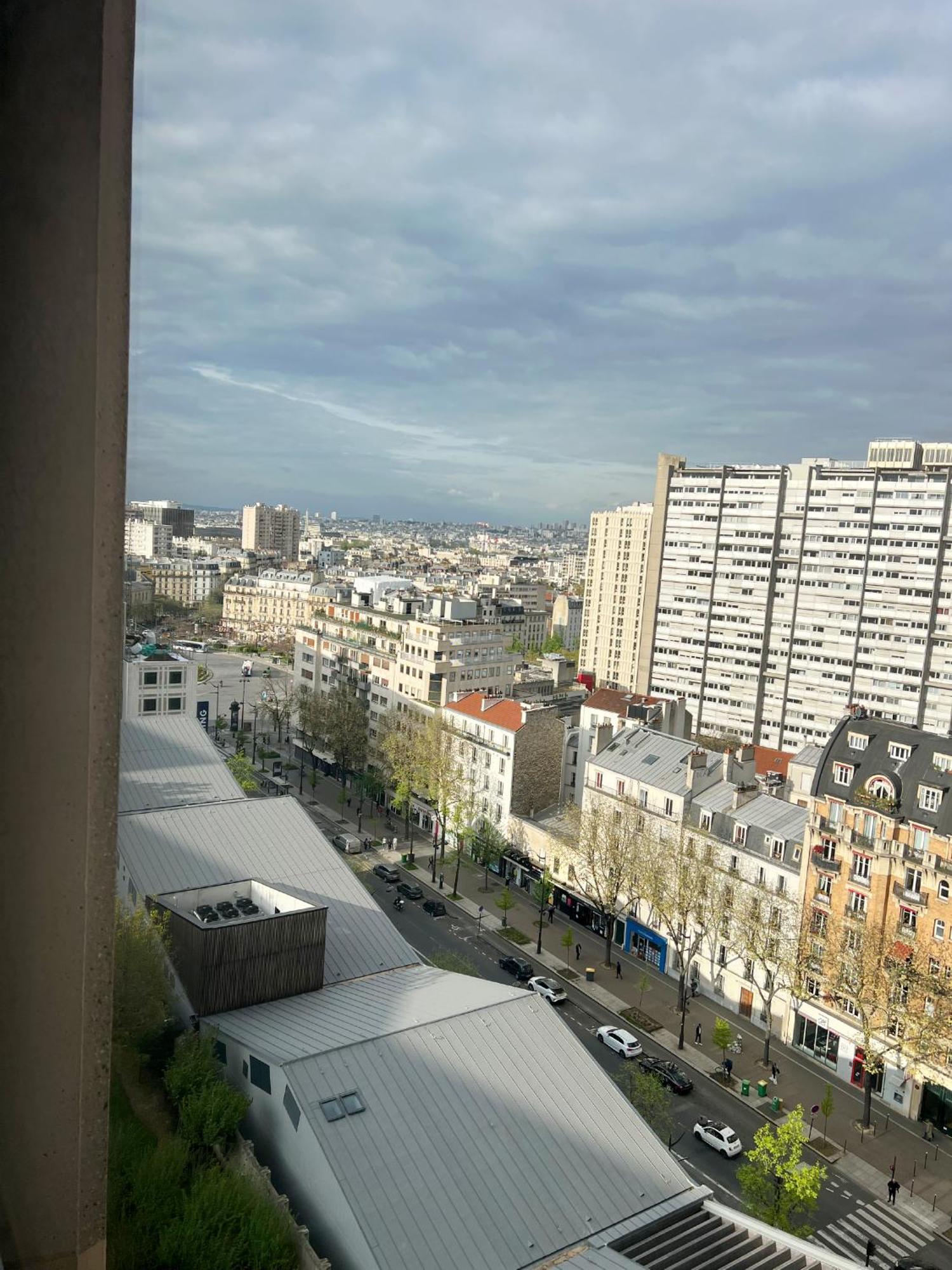 Chic 2 Rooms Paris13 With View Exterior photo